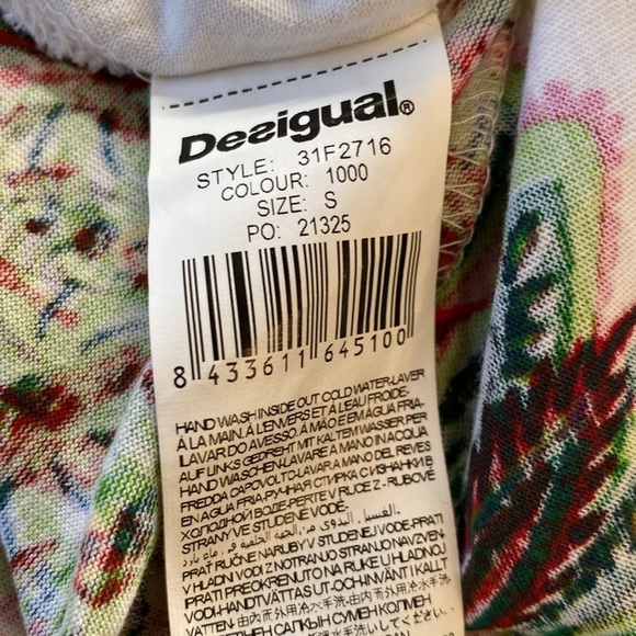 Desigual Skirt Pull On White Bold Bright Medallions Floral SMALL - Picture 7 of 7